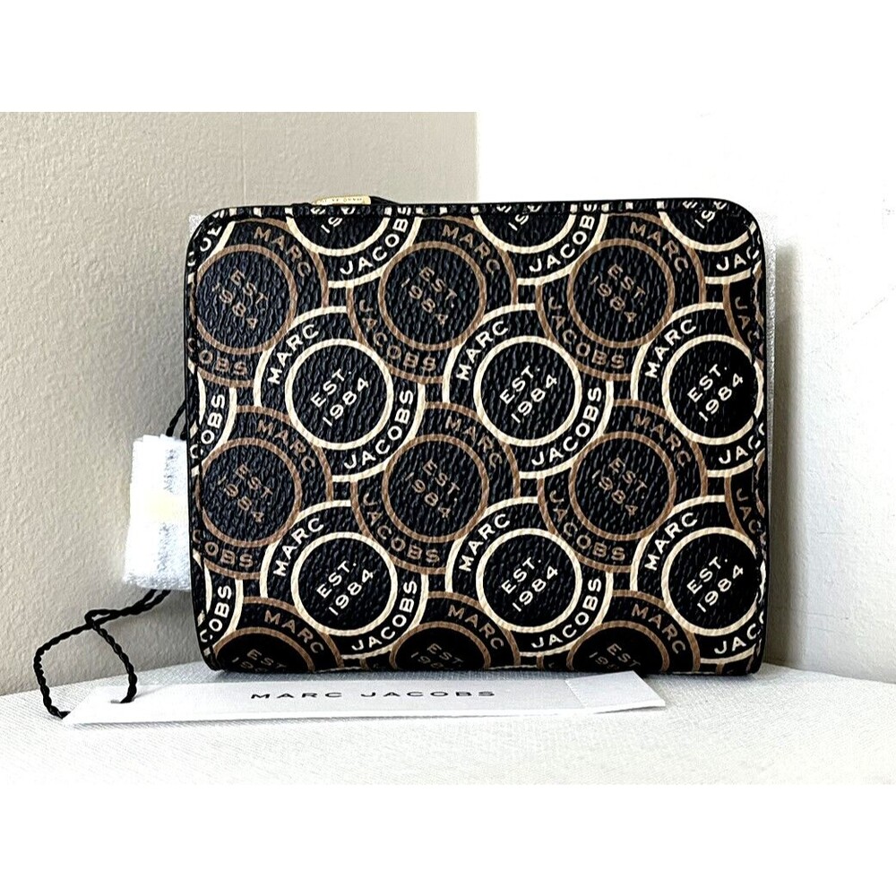 New Marc Jacobs Logo Compact Wallet Black Multi